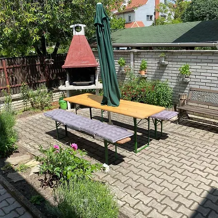 Szomszéd Ház * Keszthely