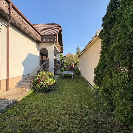 Szomszed Haz Appartement Keszthely