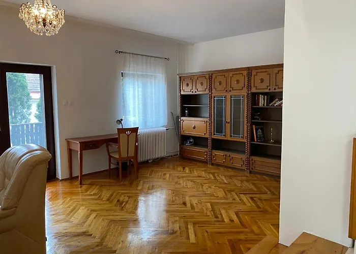 Szomszed Haz * Keszthely