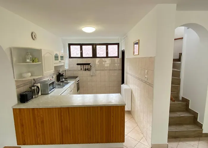 Szomszéd Ház * Keszthely