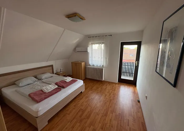 Szomszéd Ház Appartamento